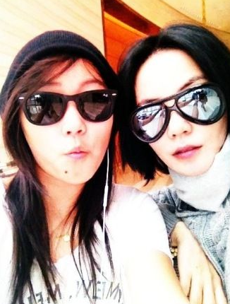 <em>王菲大女儿</em>窦靖童在<em>微博</em>留言支持母亲 (图) LIF