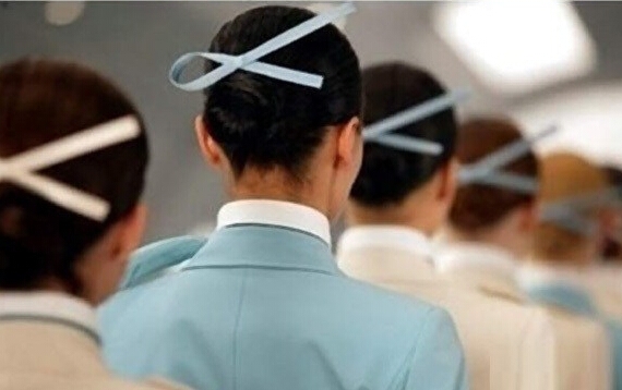全球最令人惊艳的<em>空姐</em>制服!法国的根本模特儿