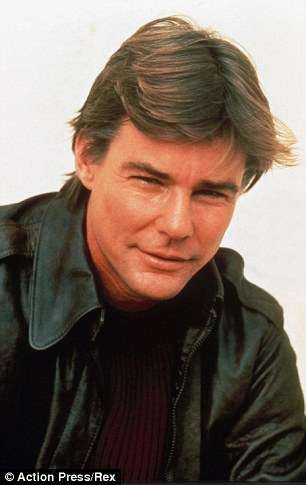 他曾经是美国电视片酬最高的演员,染上恶习后