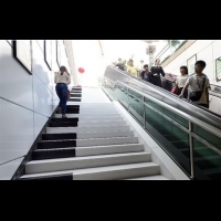 城市需要一點感動 踏出美妙樂章的「鋼琴階梯」