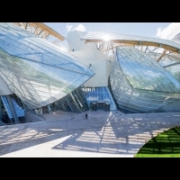 巴黎新地標  承載藝術夢想的玻璃飛船
