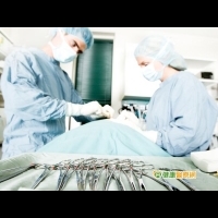 婦女長子宮肌瘤　子宮次全切除術新趨勢