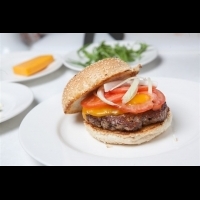 在家輕鬆做漢堡 經典美式漢堡與牛肝菌創意漢堡