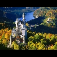華格納頭號粉絲國王  南德巴伐利亞路德維希二世城堡傳奇