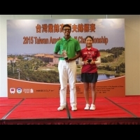 台灣業餘高爾夫錦標賽 洪若華個人賽包辦雙冠