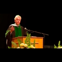 奇異執行長伊梅特2015年錫耶納學院畢業演講：快速變化的世界，唯謙遜與樂觀者勝出