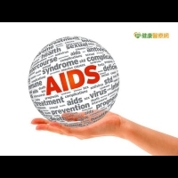 愛滋感染者達3萬　30歲以下近半數