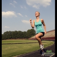 骨質疏鬆症預防三撇步：日曬、運動、均衡飲食