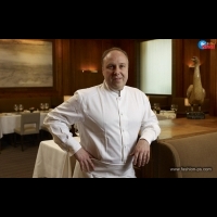 君悅酒店邀請法國巴黎知名米其林二星餐廳Taillevent 主廚亞倫‧索立偉赫（Alain Soliveres）