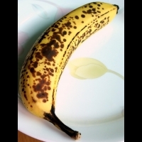 「香蕉」不只是水果而已....它的用途竟然這麼多!這道「快樂食品」還可以用來當作....?!│健康e世界