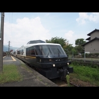CP值最高的日本旅遊地！鐵道迷的天堂！來○○感受大人氣列車的魅力.....親子共乘的「阿蘇男孩號」，一生絕對要搭乘一次！