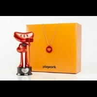 橘子20跨設計推出「playwork」 首波經典紀念商品「鐵粉戰士」全球限定