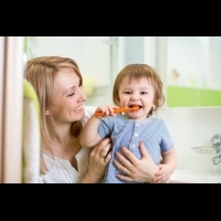 嬰兒時期很重要◎讓小孩牙齒排列整齊的4種方法♪
