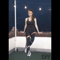 【bnt★明星寫真】演員尹智友拍寫真 從運動到淑女活力安靜駕馭自如