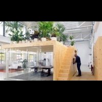 辦公室裡出現空中花園！Loft 輕工業風辦公室現身荷蘭鹿特丹