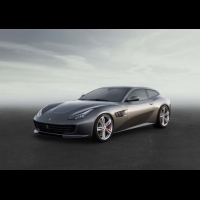 GT豪華跑車再進化 Ferrari GTC4 Lusso