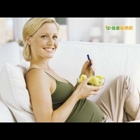 孕產期該補充什麼？　營養師這樣建議