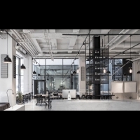 香腸工廠變身藝廊般的餐飲空間─Usine餐飲空間