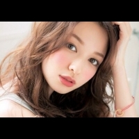 不斷被搶空風靡全日本的3款唇頰兩用彩妝，女人味超十足！