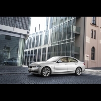 266萬起，全新BMW 330e正式上市