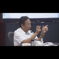 鴻海董事長郭台銘對全球市場的佈局，「一句話」霸氣回應！