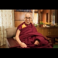 轉世制度已經過時！高齡80歲的達賴喇嘛如何佈局西藏的未來？年輕的西藏族人如何走出自己的路？