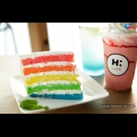 H:CAFÉ夢幻韓系午茶 彩虹蛋糕俏皮上桌
