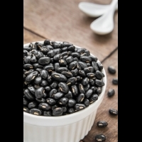 真想每天都吃♡「黑豆」令人開心的效果是⋯⋯？