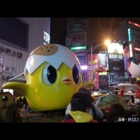 台北燈節主燈「小奇雞」亮相　柯P：比福祿猴可愛！