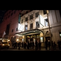 重新找回靈魂！最新開幕的紐約百年劇院，舞台下戲劇性的身世完全不輸台上演出的故事...