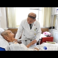 99歲老翁患下咽癌　4個多小時手術恢復良好