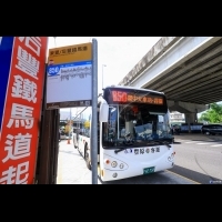 搭公車到東豐鐵馬道騎車　850路觀光路線通車