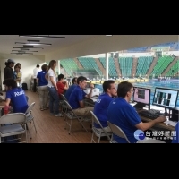 台北市大專院校組見習體驗活動　跟著資訊局前往游泳測試賽場館