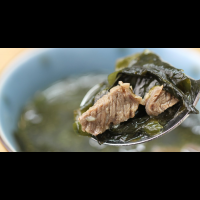 一碗湯擊敗「乳腺癌」、「子宮內膜癌」和「卵巢癌」，日本女性的「長壽菜」這樣吃！