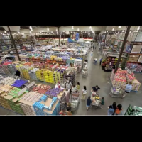 Walmart慌了，家樂福要坐不住了！像『神一般的超市』終於攻進中國了！！！