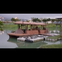 宜蘭冬山河的現代「水上巴士」，竟改造成精緻優美的古船？！陳亞蘭：台灣拍古裝戲最困難的是這一點...