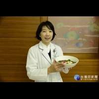 大林慈濟醫院教作養生鹹湯圓　讓糖尿病患健康吃湯圓過冬至