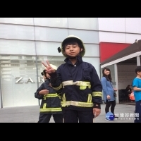 落實防火觀念從小扎根　中市消防局辦小小消防員體驗活動