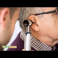 耳膜破損險耳聾　微創手術救回聽力