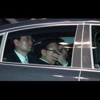 又一卸任總統囚衣上身  南韓前總統李明博涉貪腐被捕