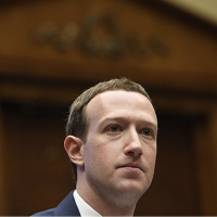 祖克柏與Facebook的15年道歉之路
