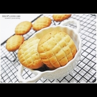 【麵包機食譜】製作「菠蘿餅乾」,只要五種食材,孩子們保證愛到爆炸(圖文步驟版)