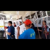國黨台南市黨部遭查封 支持者與警爆衝突