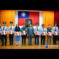 屏東警察節慶祝大會　潘孟安表揚績優資深員警及協勤民力
