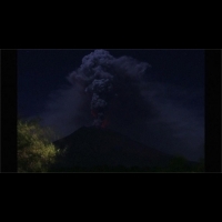 火山再噴發！峇里島機場緊急關閉16小時