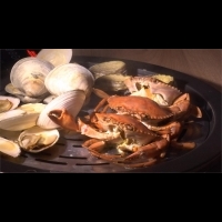清蒸海鮮鍋 現吃現撈各種蟹類任君挑