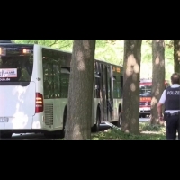 德國巴士驚傳男子持刀隨機砍人 14人傷