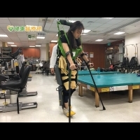 脊髓損傷復健新科技　機器人腳幫大忙