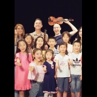 丁噹現身「2018天地世界音樂節」　化身「丁老師」與孩子們分享學習音樂心得