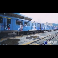 米老鼠遊台北　全台首輛米奇彩繪捷運列車現身淡水信義線